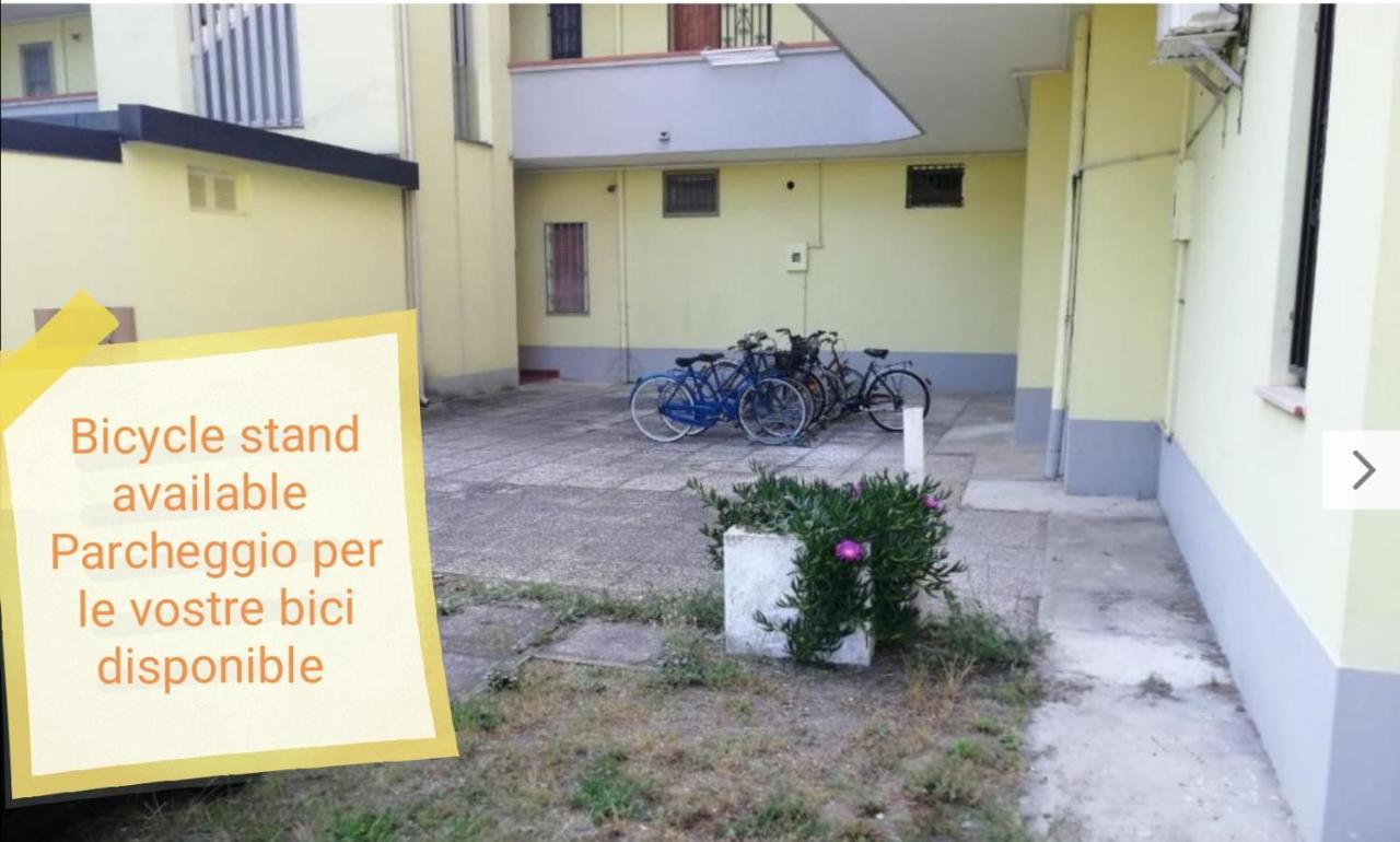 La Dolce Vita - Apartment With Shared Pool And Large Terrace Lido delle Nazioni Exterior foto