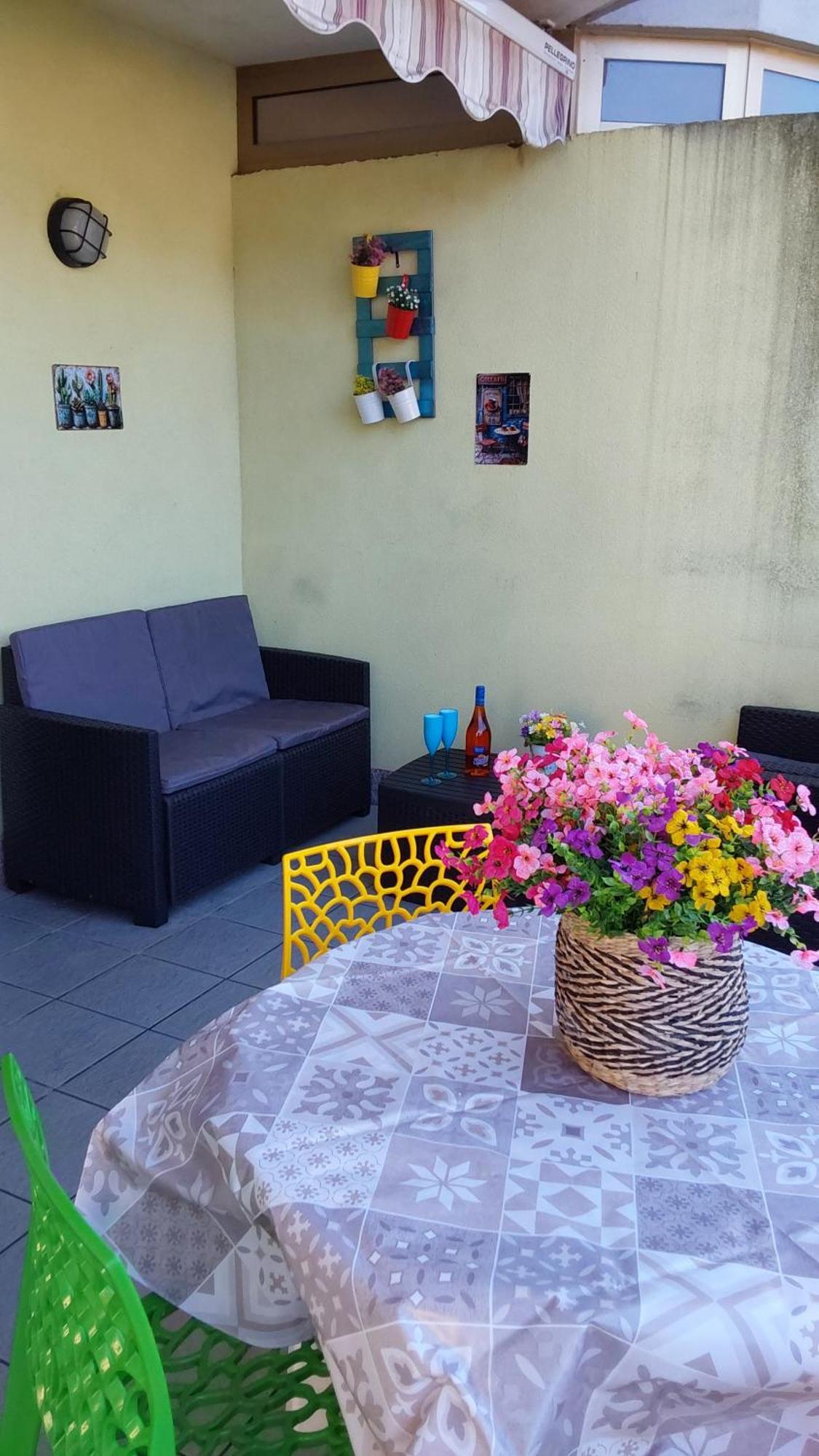 La Dolce Vita - Apartment With Shared Pool And Large Terrace Lido delle Nazioni Exterior foto