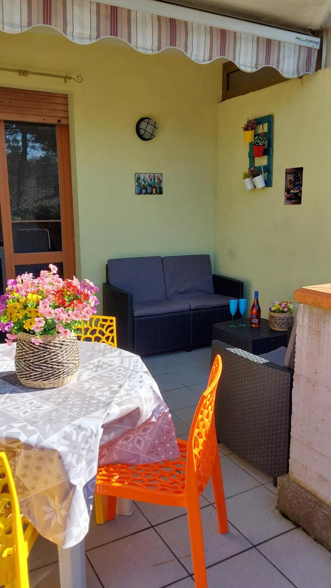 La Dolce Vita - Apartment With Shared Pool And Large Terrace Lido delle Nazioni Exterior foto